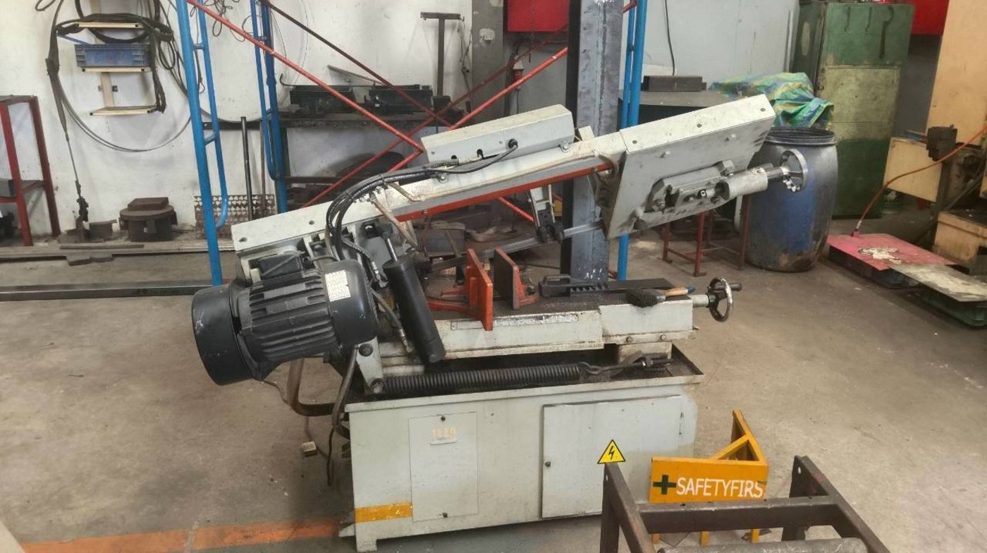 เครื่องเลื่อยสายพาน (Band Saw)